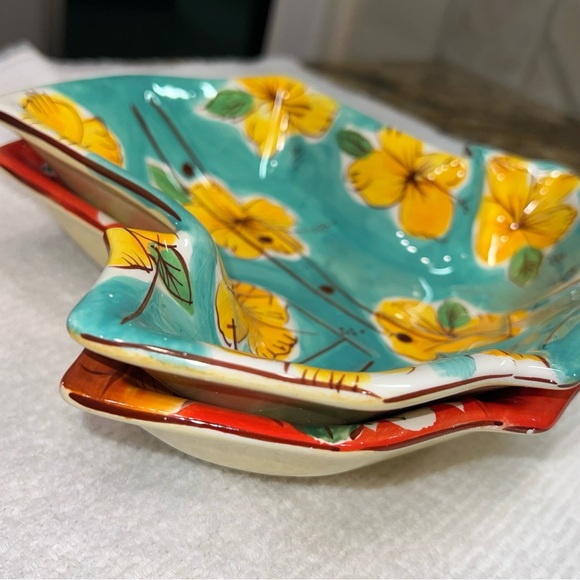 Clay Art Hawaiian Shirt Bowl Set of 2 Ceramic Luau Theme Candy/Nut
Bowls Party - Picture 10 of 11